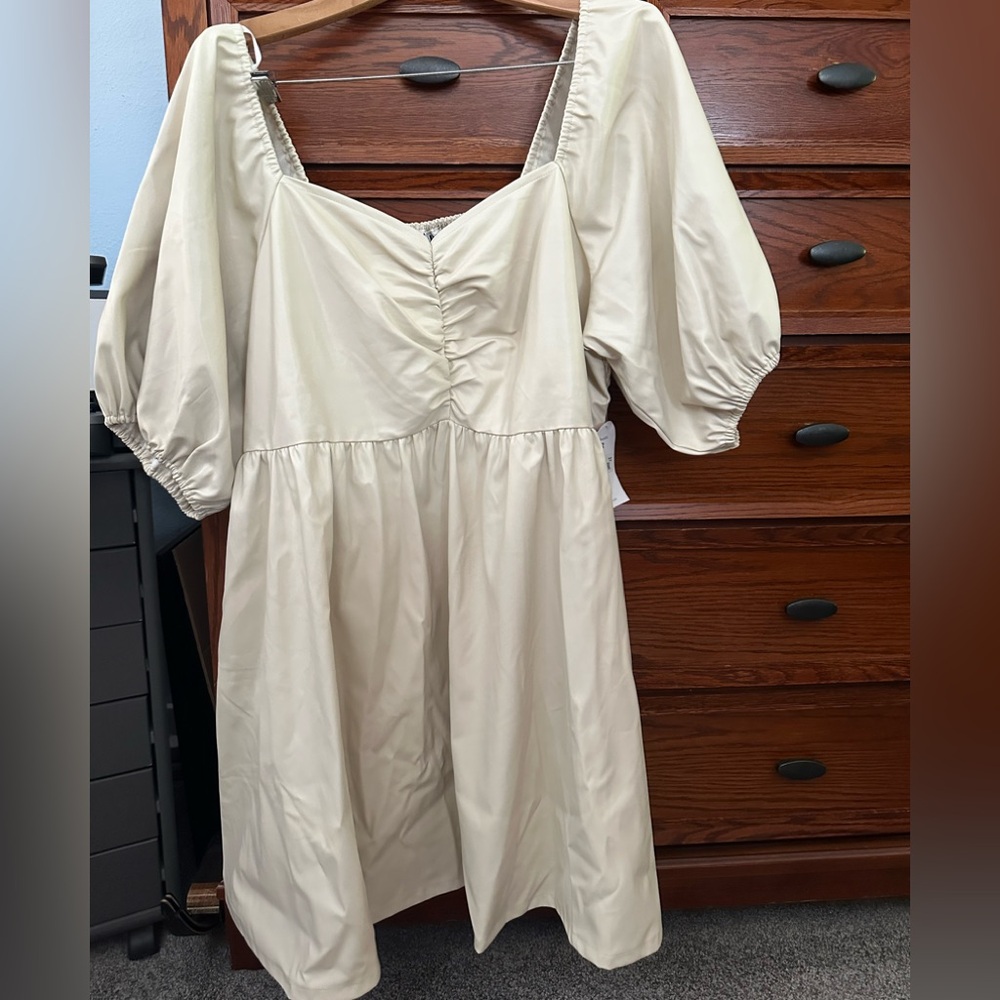 Women’s 2X Arula mini NWT